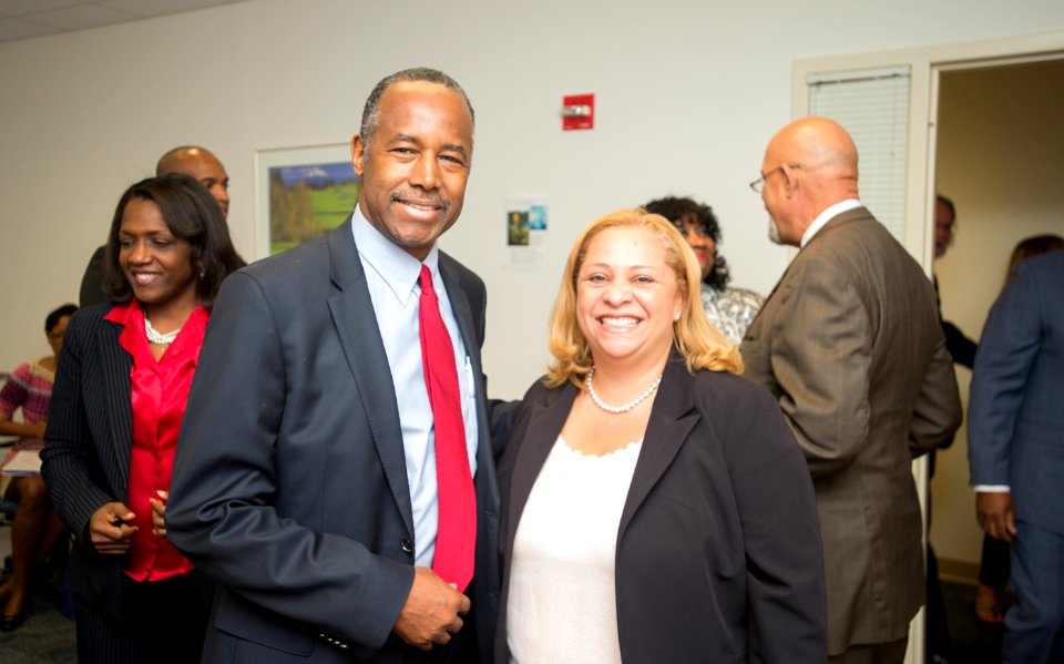 Secretary Carson visits Jacksonville Filed Office (33845373562)