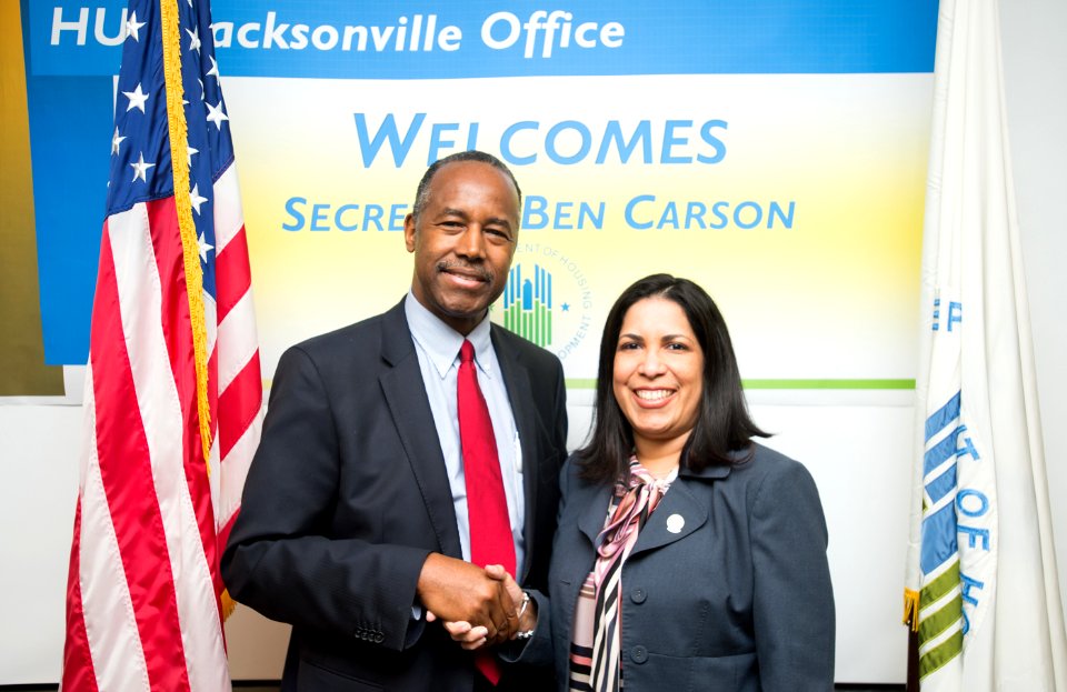 Secretary Carson visits Jacksonville Filed Office (33845402562)