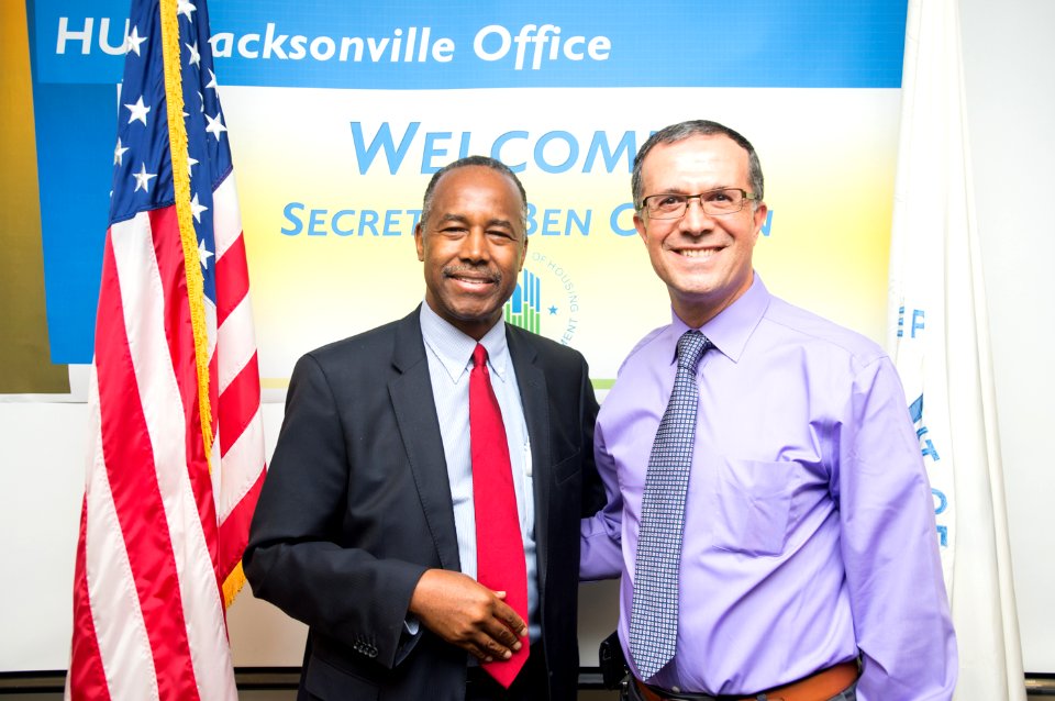Secretary Carson visits Jacksonville Filed Office (33873407591)