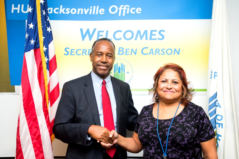 Secretary Carson visits Jacksonville Filed Office (33873403431)