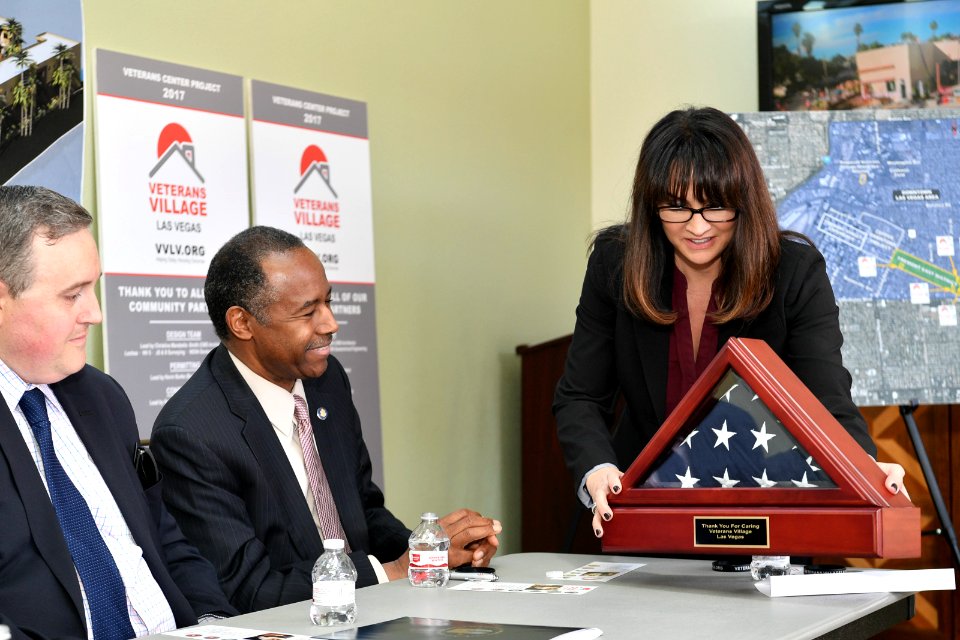 Secretary Carson Visits Las Vegas, Nevada (27984893538)