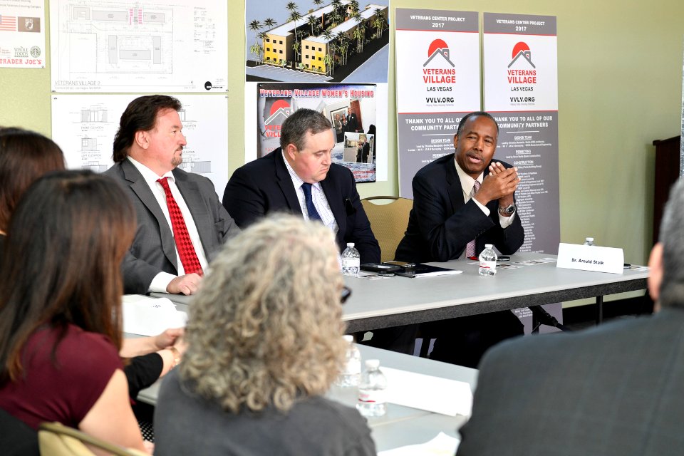 Secretary Carson Visits Las Vegas, Nevada (27984898518)