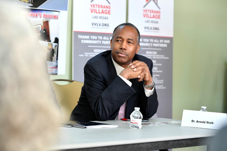 Secretary Carson Visits Las Vegas, Nevada (27984897868)
