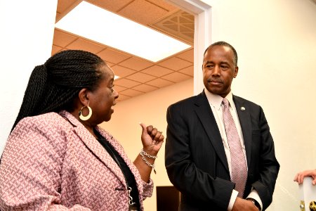 Secretary Carson Visits Las Vegas, Nevada (27984948248)
