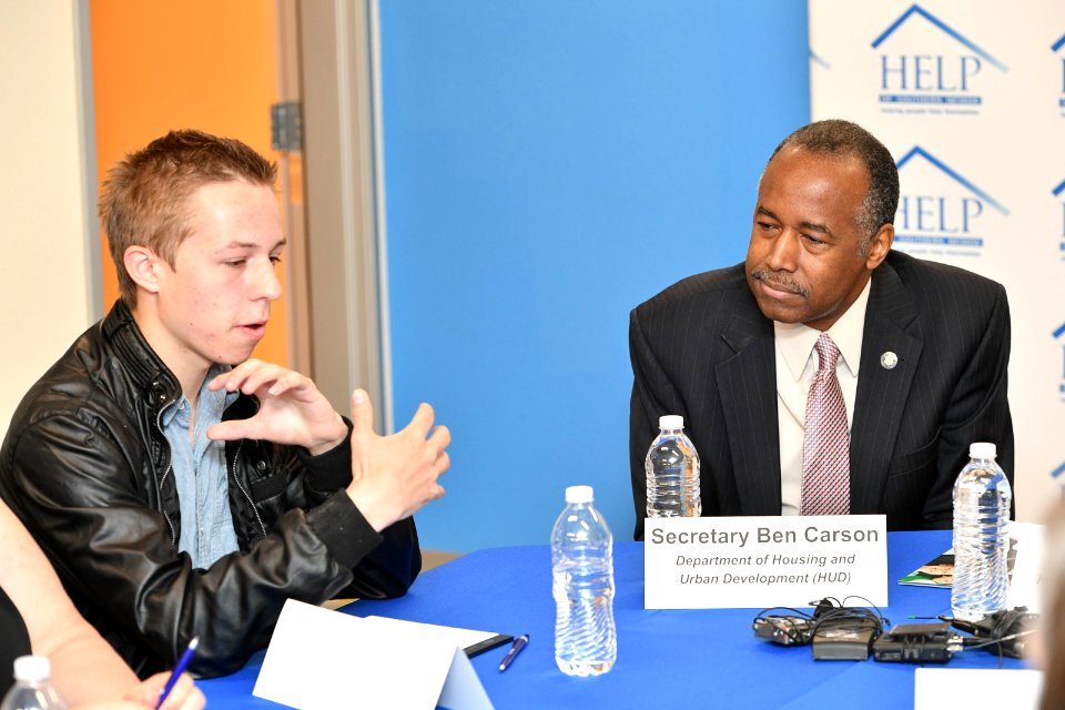 Secretary Carson Visits Las Vegas, Nevada (27984902748)