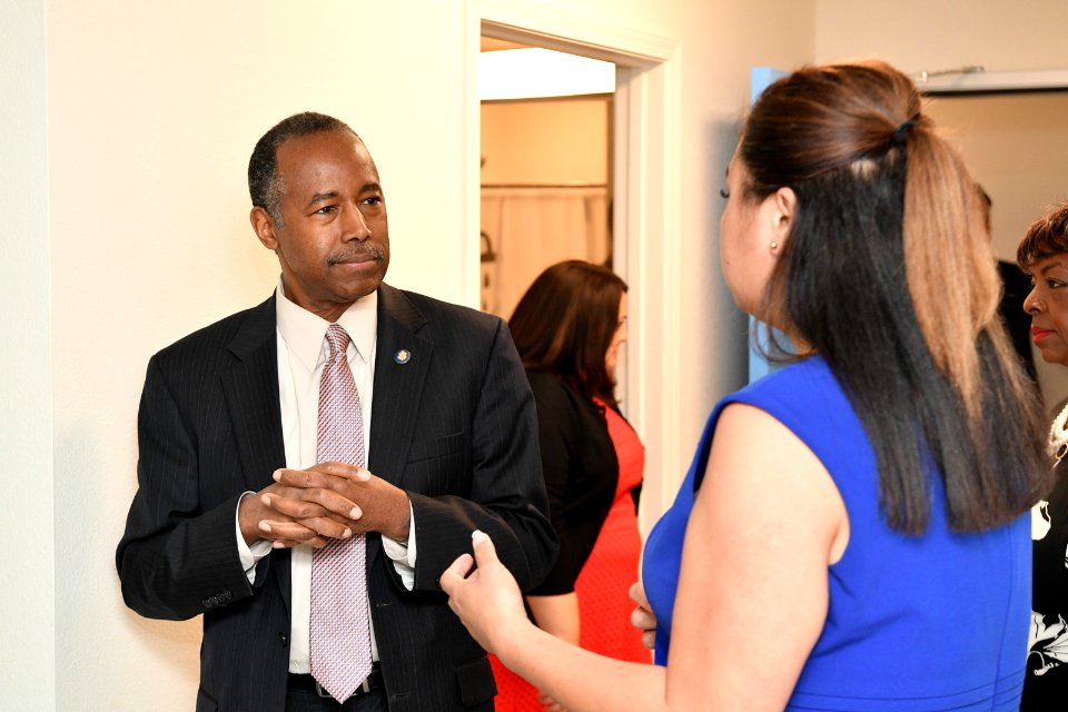 Secretary Carson Visits Las Vegas, Nevada (40954801655)