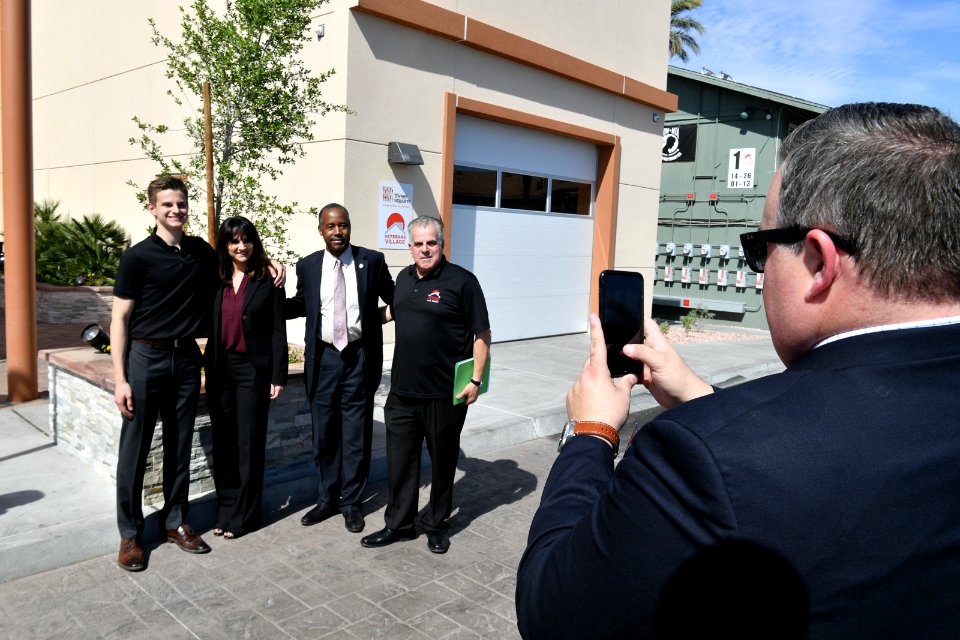 Secretary Carson Visits Las Vegas, Nevada (40954836975)