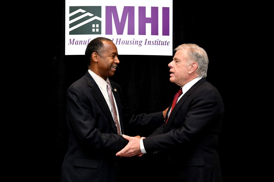 Secretary Carson Visits Las Vegas, Nevada (40954832445)
