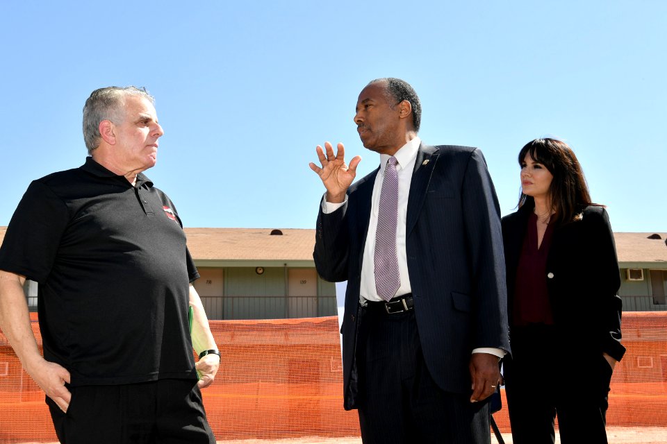 Secretary Carson Visits Las Vegas, Nevada (40954844355)