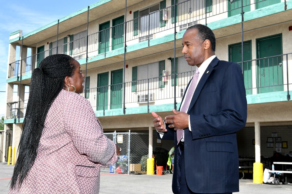 Secretary Carson Visits Las Vegas, Nevada (40954839885)