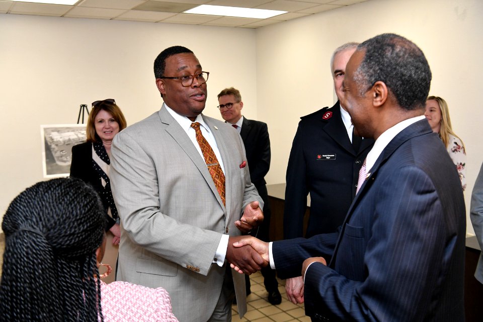 Secretary Carson Visits Las Vegas, Nevada (40954838195)