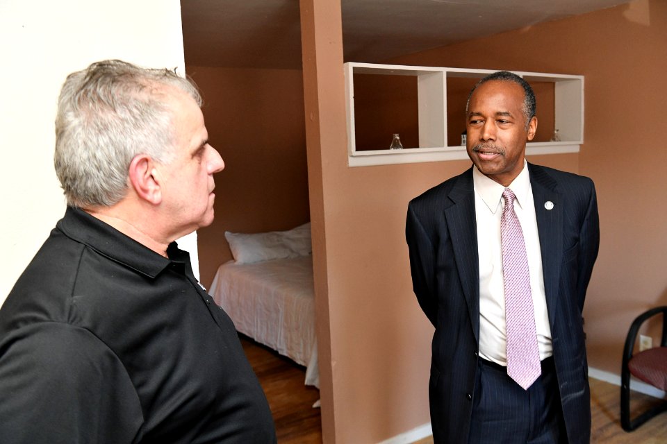 Secretary Carson Visits Las Vegas, Nevada (40954843495)