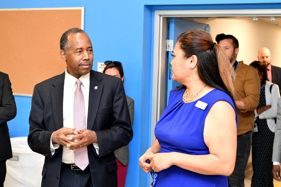 Secretary Carson Visits Las Vegas, Nevada (41136324474)