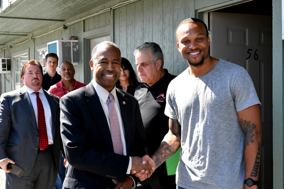 Secretary Carson Visits Las Vegas, Nevada (40954842665)