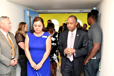 Secretary Carson Visits Las Vegas, Nevada (41810750812)