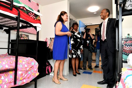Secretary Carson Visits Las Vegas, Nevada (41810750242)