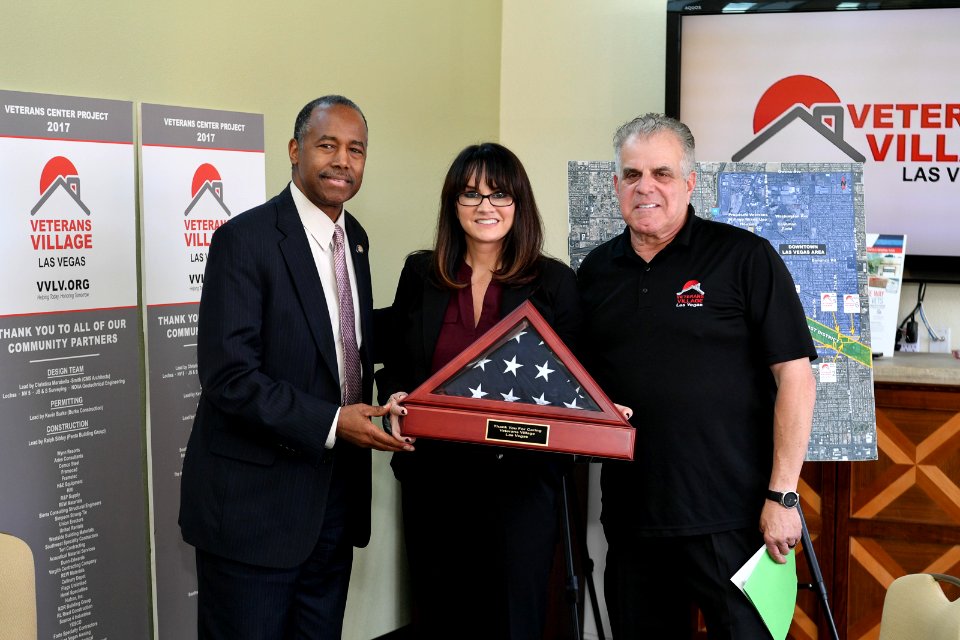 Secretary Carson Visits Las Vegas, Nevada (41136351124)