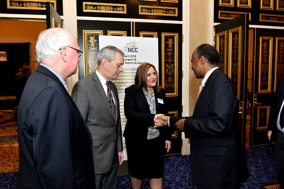 Secretary Carson Visits Las Vegas, Nevada (41810763252)