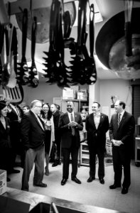 Secretary Carson visits Lexington and Louisville, Kentucky (25100966457)