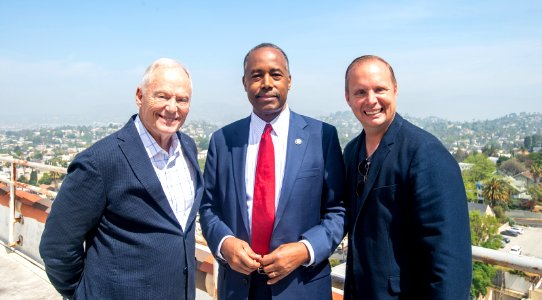 Secretary Carson Visits Los Angeles (27873721768)