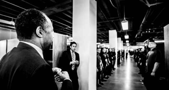 Secretary Carson Visits Los Angeles (41701952292)
