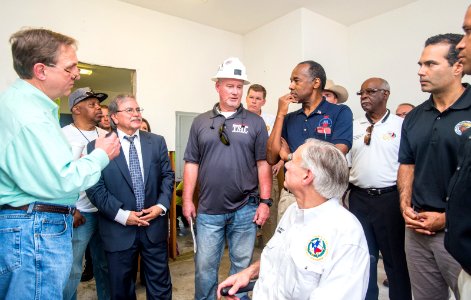 Secretary Carson visits Port Arthur Texas (36646407454)