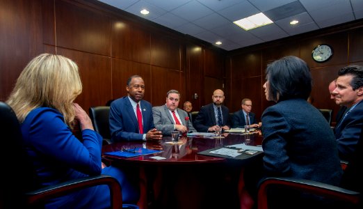 Secretary Carson Visits Los Angeles (41701955252)