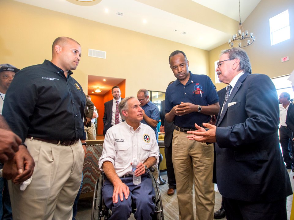 Secretary Carson visits Port Arthur Texas (36685868923)
