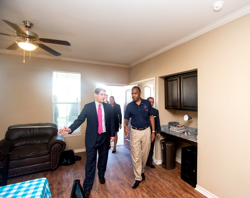 Secretary Carson visits Port Arthur Texas (36685866423)