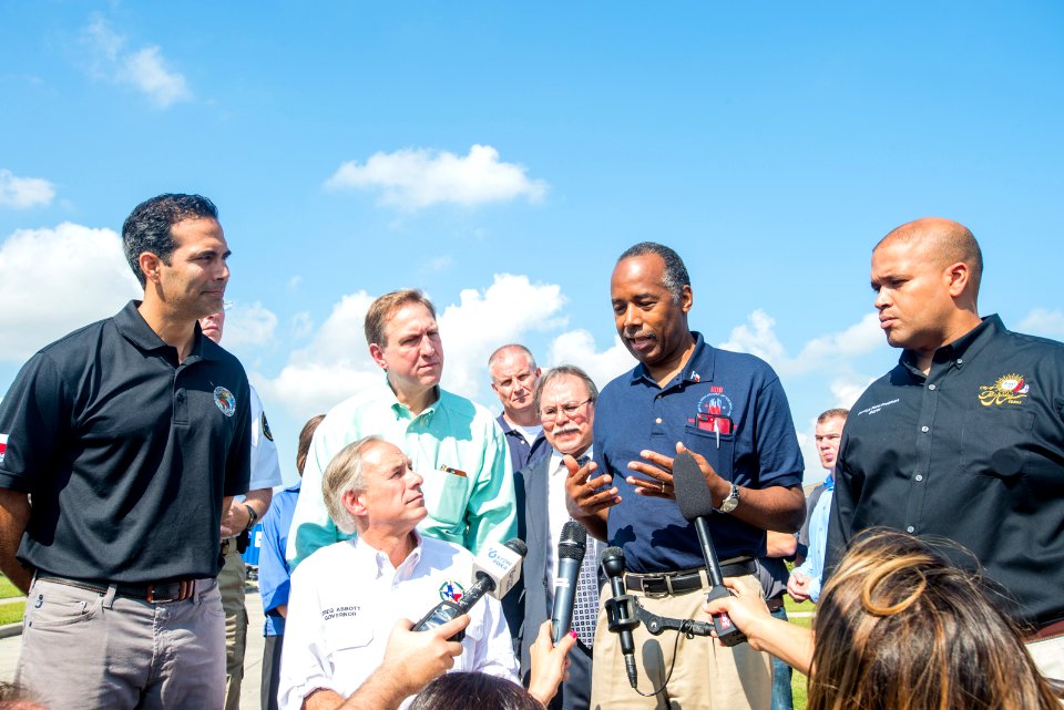 Secretary Carson visits Port Arthur Texas (37099649590)