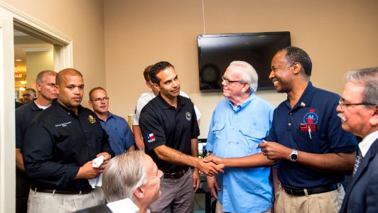 Secretary Carson visits Port Arthur Texas (37099648900)