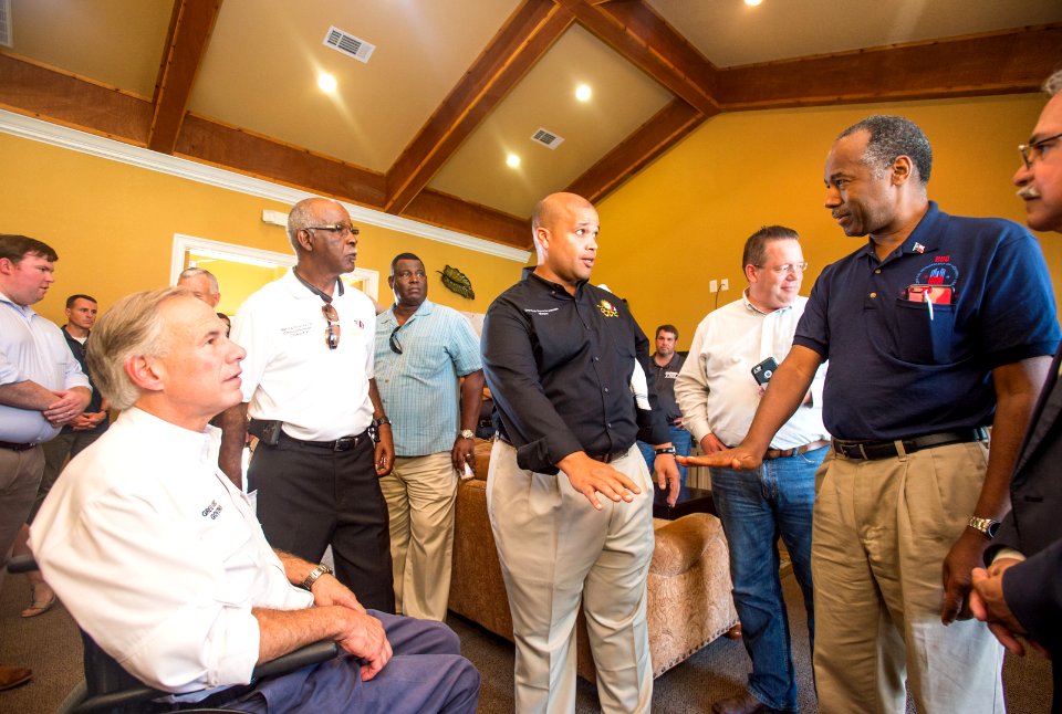 Secretary Carson visits Port Arthur Texas (37325845502)