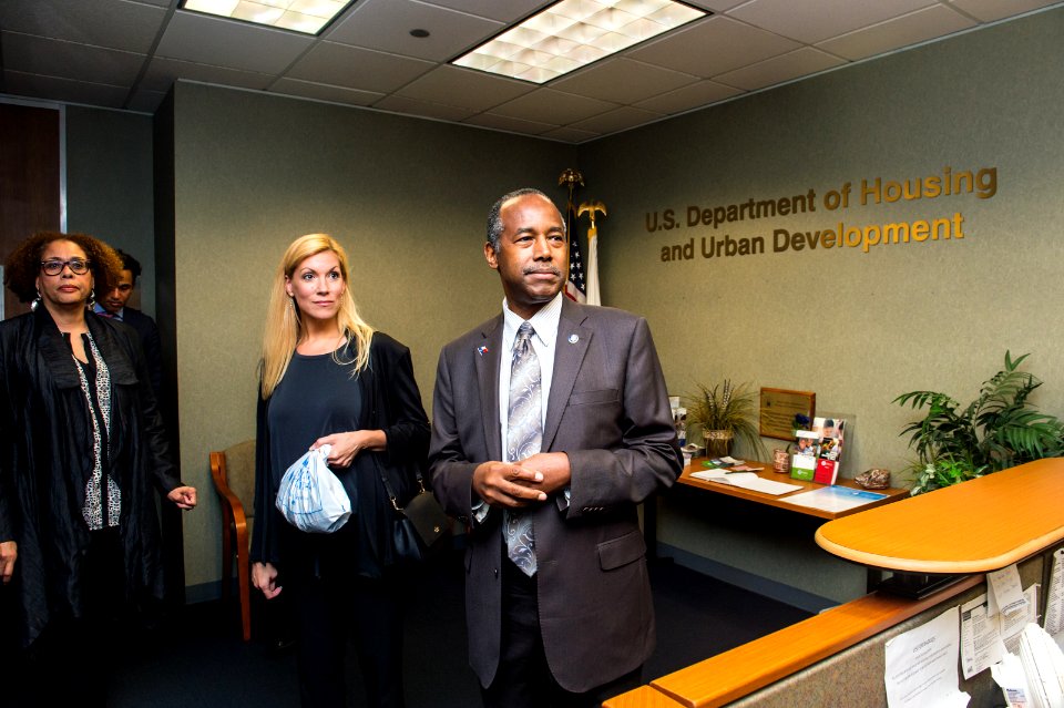 Secretary Carson with HUD and FEMA Staff at Houston Disaster Recovery Center (36607516274)