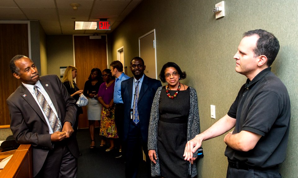 Secretary Carson with HUD and FEMA Staff at Houston Disaster Recovery Center (37060916510)