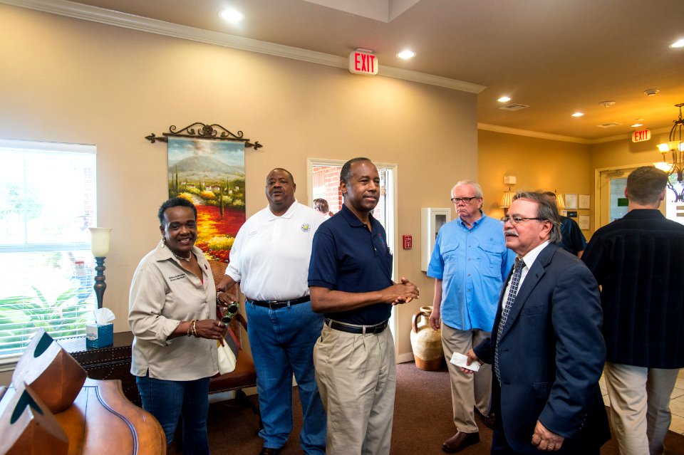 Secretary Carson visits Port Arthur Texas (37355348471)