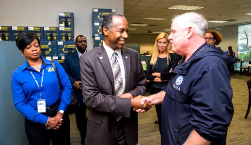 Secretary Carson with HUD and FEMA Staff at Houston Disaster Recovery Center (36607516554)