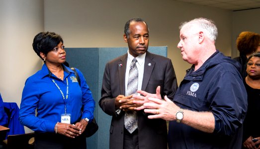 Secretary Carson with HUD and FEMA Staff at Houston Disaster Recovery Center (36647452953)