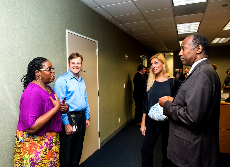 Secretary Carson with HUD and FEMA Staff at Houston Disaster Recovery Center (36647452243)