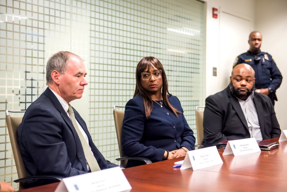 Secretary Cason visits HUD DC Field Office (38866392930)