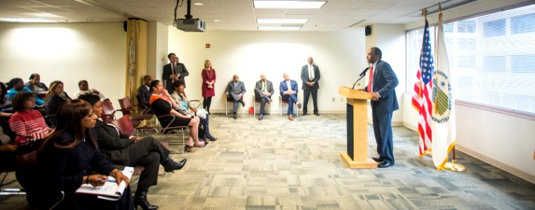 Secretary Cason visits HUD DC Field Office (26805532768)