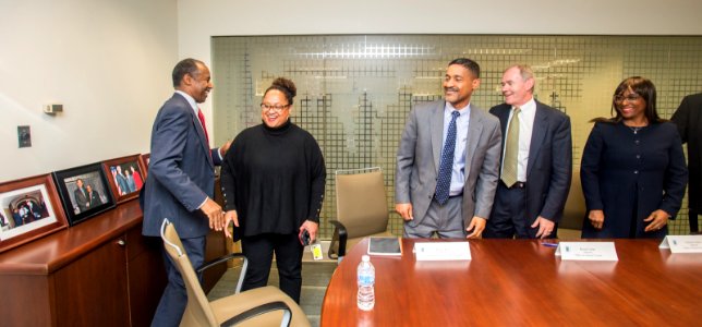 Secretary Cason visits HUD DC Field Office (39967041354)