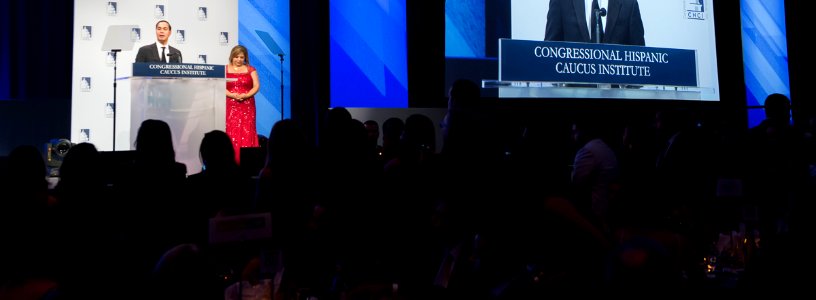 Secretary Castro at CHCI Gala (22138778525)