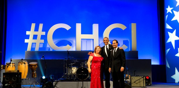 Secretary Castro at CHCI Gala (22138790345)