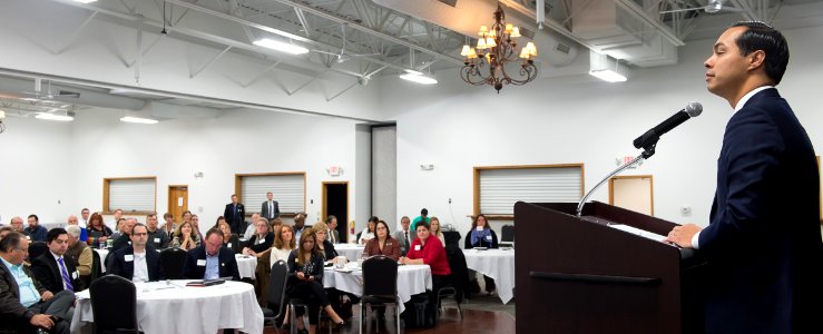 Secretary Castro at Hunger and Homelessness summit in Wisconsin (22282202294)