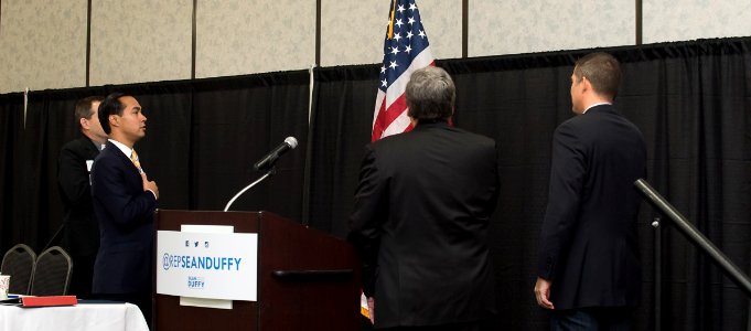 Secretary Castro at Hunger and Homelessness summit in Wisconsin (22486563357)
