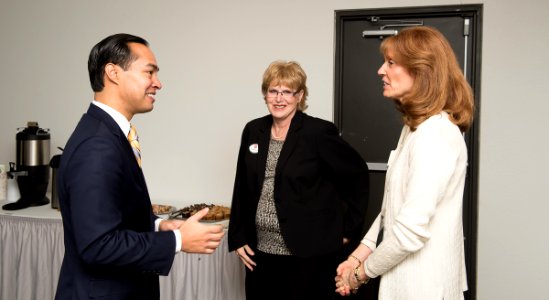 Secretary Castro at Hunger and Homelessness summit in Wisconsin (22904920765)