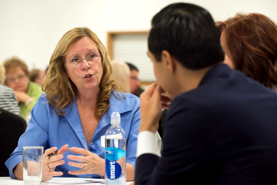Secretary Castro at Hunger and Homelessness summit in Wisconsin (22904923395)