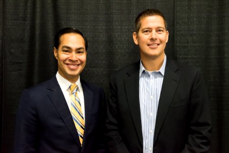 Secretary Castro at Hunger and Homelessness summit in Wisconsin (22916052651)