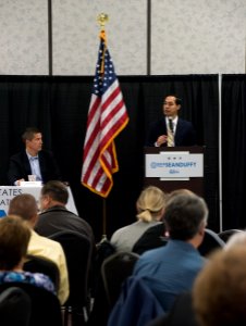 Secretary Castro at Hunger and Homelessness summit in Wisconsin (22916053271)