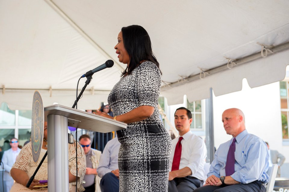 Secretary Castro Bienville Basin Community Ceremony (20853103640)